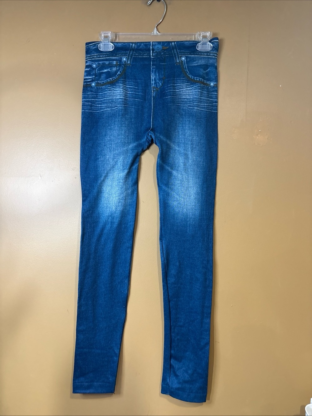 HC949. Genie Blue Lined Jegging's L-XL Lined w/Actual Back Pockets Acid Wash